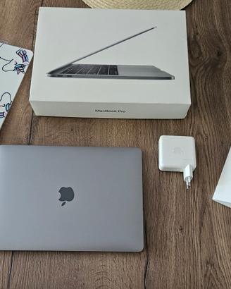 Macbook pro 2017 8gb ram 256gb memoria