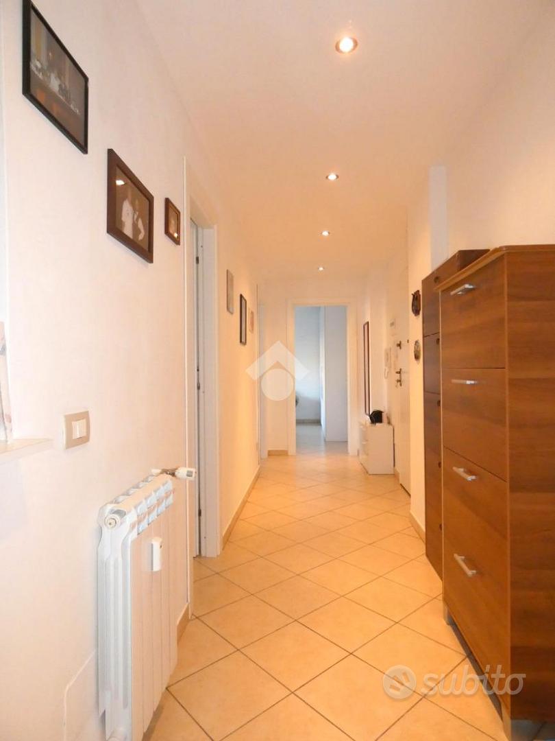 3 LOCALI A ACQUI TERME - Vista 5
