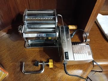 macchina per fare la sfoglia IMPERIA con motore