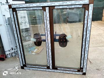 Infisso in PVC SCHUCO bi-colore