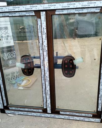 Infisso in PVC SCHUCO bi-colore