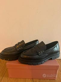 Scarpe mocassino