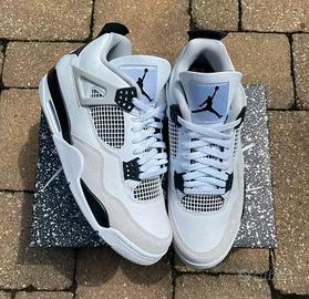 Air Jordan 4 Retro Military Black 37.5