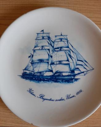Piatti navi storiche