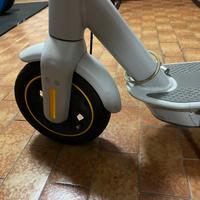 Monopattino Ninebot G30 LE