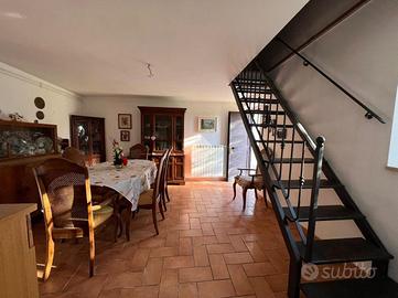 CASA INDIPENDENTE A ARPINO