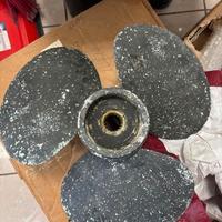 ELICA VOLVO PENTA COD 854989 - 16X19 SINISTRA