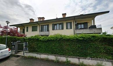 Appartamento di 87 m² con 4 locali e box auto a Sa