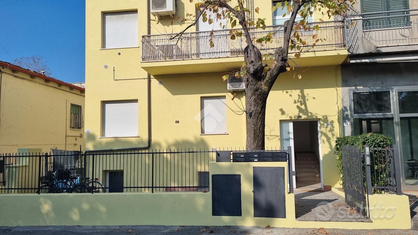 4 LOCALI A RIMINI - Vista 3