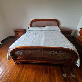 Camera classica intarsiata con paglia di Vienna