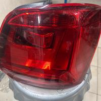 Fanale posteriore dx vw polo 2014