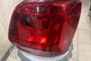 Fanale posteriore dx vw polo 2014