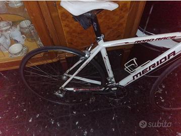 Bici da corsa MERIDA