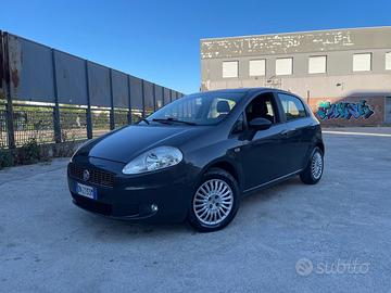 Fiat Grande Punto 1.3 MJT 75 CV 5 porte Dynamic In