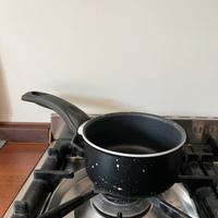 Pentola con manico Bialetti