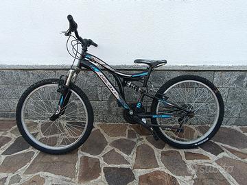 Bicicletta da ragazzo.