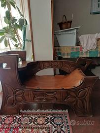 Sedile porta telefono in legno