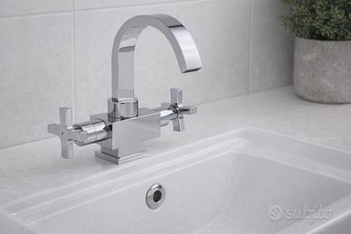 Rubinetto lavabo moderno cromato