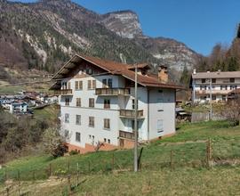 Palazzina residenziale con terreno