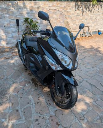 tmax 500 anno 2009