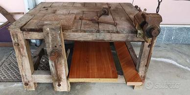 Antico banco da lavoro in legno per Falegname
