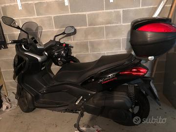 Yamaha X-Max 250