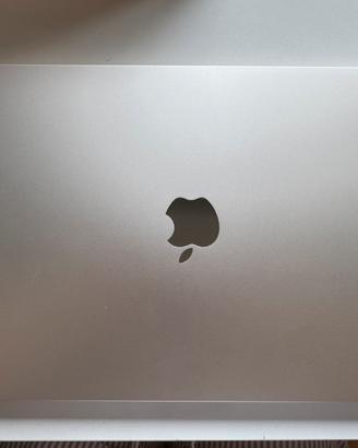 MacBook Air 15” M2 2023 8GB