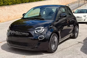 FIAT 500 Berlina Hybrid Icon