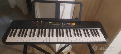 Tastiera YAMAHA usata pochissimo 
