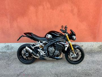 Triumph Speed Triple RS 1200 2021