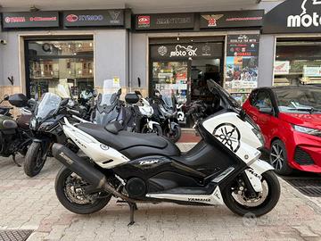 YAMAHA T Max 530 .