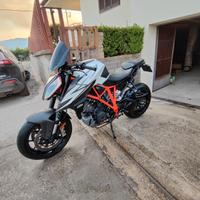 KTM 1290 Super Duke 2019 R