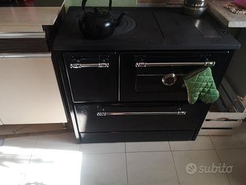 Cucina  legna   come  nova