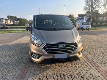 Ford tourneo custom 8 posti