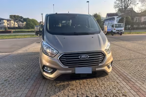 Ford tourneo custom 8 posti