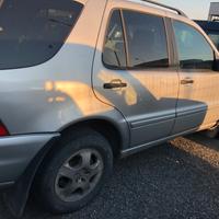 RICAMBI MERCEDES ML270