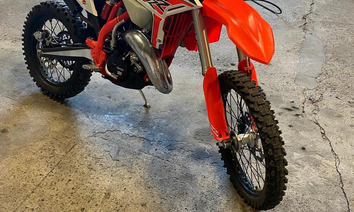 Beta enduro rr 125 2t. 2025