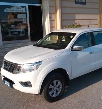 Nissan Navara pick up N1 autocarro 5 posti
