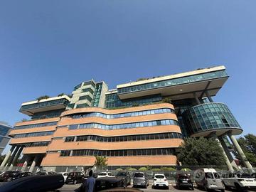 Immobile di 2200 m² con più di 5 locali a Roma