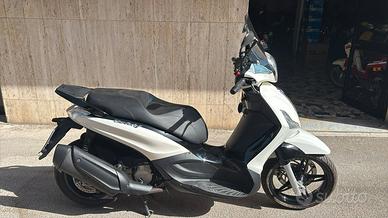 Piaggio Beverly 350 S
