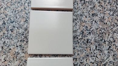 Mattonelle piastrelle 10 X 10 bianche più di 700 p