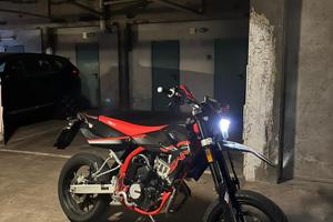 Swm supermotard 125