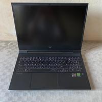 Laptop HP Victus Gaming RTX 3050 1TB 16 pollici