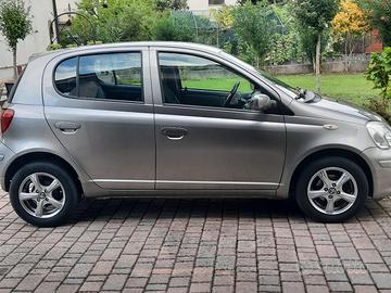 yaris