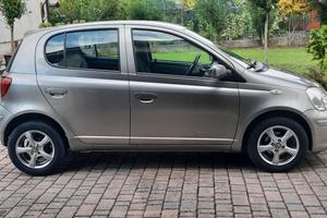 yaris