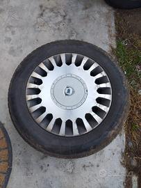 gomme più cerchi lancia