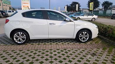 Alfa romeo 1.6 105cv