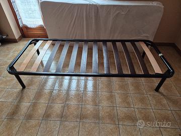 RETE CON PIEDINI A DOGHE DI LEGNO 80X190