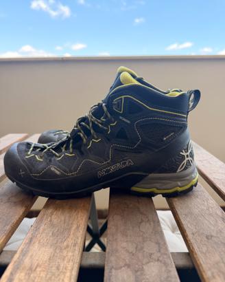 Scarpa uomo trekking