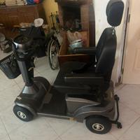 Scooter elettrico per anziani